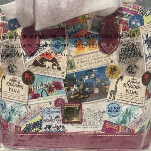 Dooney & Bourke Handbags - Disney Vacation Club DVC Dooney & Bourke Zip Satch